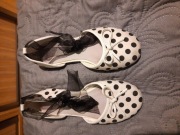 Buty białe w kropki, r. 30