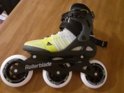 Nowe rolki Rollerblade Macroblade 110 3WD rozmiar 41
