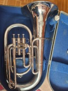 Sakshorn tenorowy , euphonium