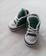 Ręcznie robione buciki niemowlęce 9 cm styl trampki, zielone-białe,handmade