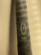 nóż z zębami rzeźbiona rączka BRAMHALL & CO sheffield england TUDOR ROSE