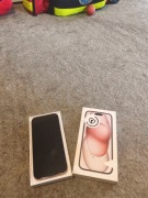 Apple iPhone 15 różowy 