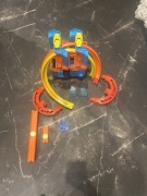Hot wheels ultra przyspieszenie zestaw z napędem track builder glc 97 