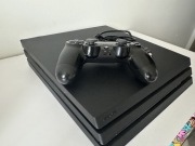 PlayStation 4 z napędem + pad + komplet kabli   