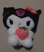 Maskotka pluszak kuromi z truskawka dla dzieci 
