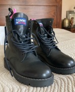 Tommy Jeans botki, trapery