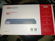 Switch PoE 16-portów GB PoE, 2x port SFP 225W DS-3E1518P-SI HIKVISION nowy