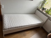 Łóżko z materacem 90x 200