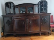 sprzedam antyczny bufet/kredens, głęboko rzeźbiony. 