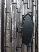 Gril do Ford Custom 2025 Titanium X