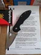 Noż Spyderco Domino C172 czarny.