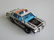 Matchbox Ford LTD Police 1987 resorak samochodzik policja radiowóz PRL