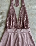 Sukienka damska różowa cekiny elegancka odkryte plecy