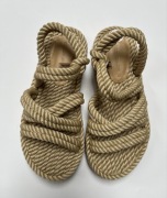 Nowe sandałki z miękkiego sznurka r.35/34 Pull&Bear