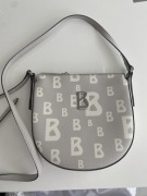 Bogner torebka listonoszka skórzana szara