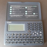 Casio Digital Diary model SF-3300A 32KB piękny stan