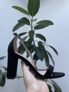 Sandały na słupku Deezee czarne 36