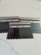 Szpachla MAPEI do nakładania kleju 19,5 cm