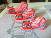 Figurki kotki z drewna 3szt.