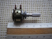 Potencjometr B50K z centralnym pozycjonowaniem - liniowy