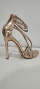 Szpilki z kryształkami Steve Madden 36