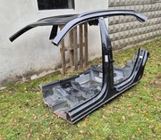 Dach Audi Q8 2021 Aluminiowy  kompletny