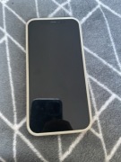 iPhone 12 64GB +2 etui