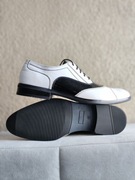 Półbuty Modini Eleganckie biało-czarne lakierowane 43 Nowe