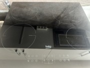 Sprzedam płytę indukcyjną Beko HII64200MT – uszkodzona