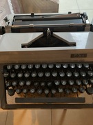 Maszyna do pisania Erika 40