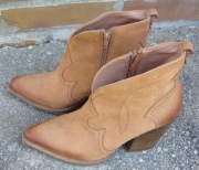 R.Polański damskie botki naturalna skóra rudy nubuk 40 okazja