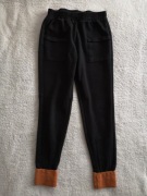 Czarne dresowe spodnie dresy ok. 128 - 134