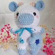 Maskotka krówka na szydełku rękodzieło ozdoba ręcznie robiona pluszak 