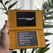 Konsola Nintendo DSi XL Żółta