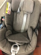 Cybex cloud q z bazą