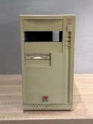 Kultowy ADAX z lat 90. – Oryginalne Plomby i Naklejki ADAX – Retro PC