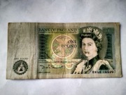 Banknot Anglia 1 FUNT  1981-1984 podpis DHFS