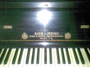 Pianino Roth & Junius 1890–1920 Sosnowiec