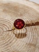 Pierścionek z suszonym kwiatkiem 