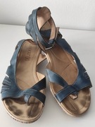 Niebieskie skórzane sandały Lasocki – rozmiar 39