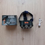 LATARKA CZOŁOWA , AKUMULATOROWA