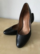 Klasyczne czarne czółenka na obcasie r. 39 dł. 25,5cm półbuty szpilki