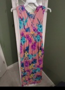 Długa kwiecista suknia Chica London - Rozmiar uniwersalny (XL)