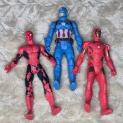 Zestaw 3 figurek Superbohaterów Marvel (Spider-Man, Iron Man, Kapitan)