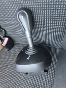 Automat lewarek dzwignia zmiany biegow wybierak Trafic Vivaro