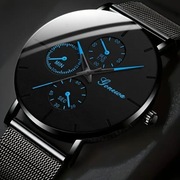 zegarek z ciekawym cyferblatem