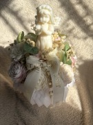 Komunijny Flowerbox z aniołkiem z wosku sojowego 