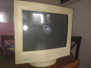Monitor CRT LITEON 17 cali, rocznik 2001 retro.