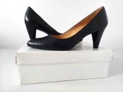 ECCO - Czarne Skórzane Szpilki 42: Wyjątkowa Miękkość i Klasyczny Styl