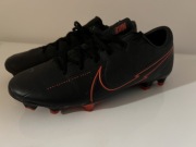 Korki Nike BDB stan rozmiar 40 (25cm)